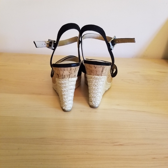 Charles summer wedges size 6 - Picture 2 of 5
